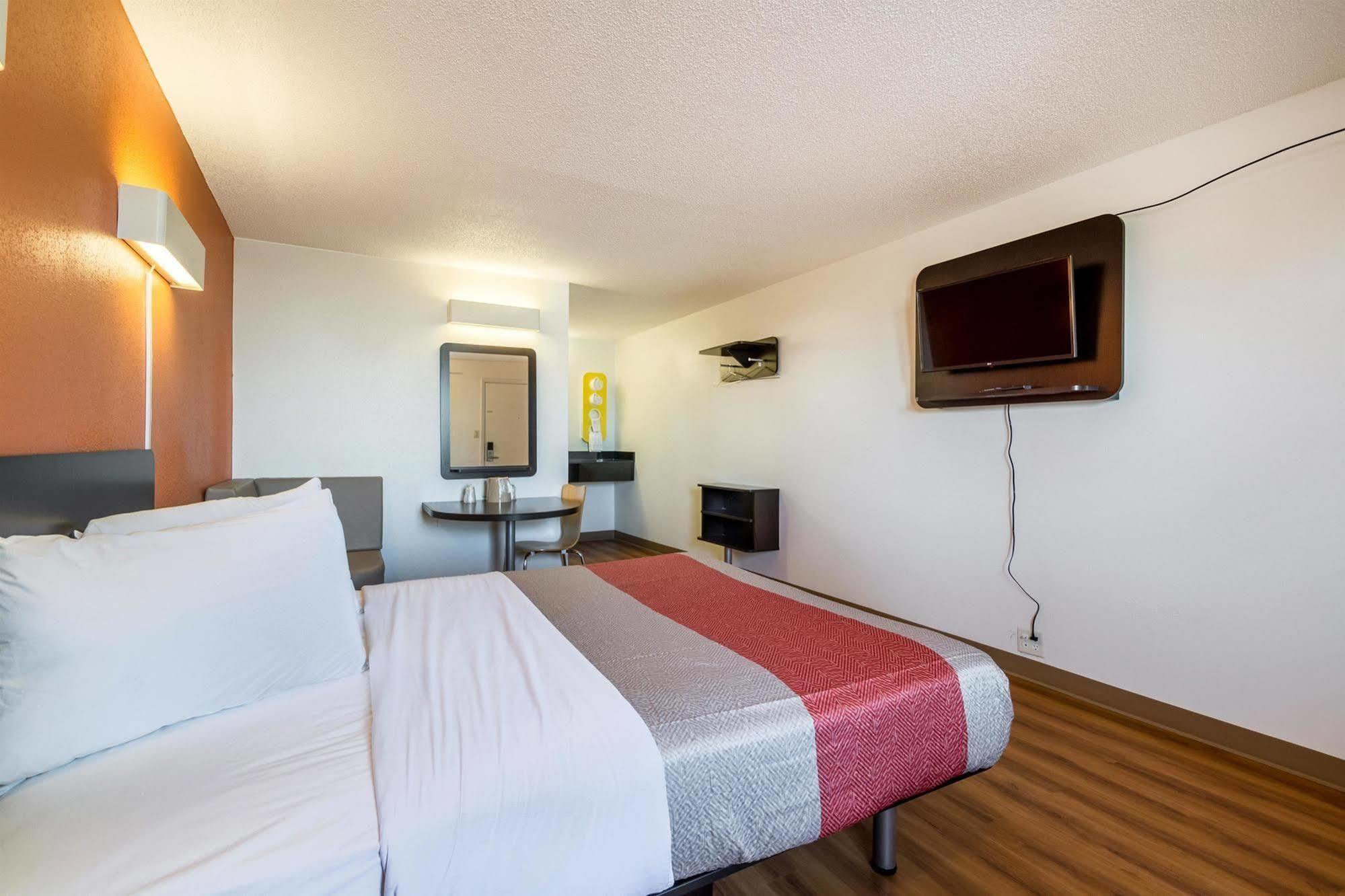 Hotel 465 By Regency Indianapolis Kültér fotó